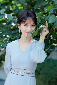 皇家共享小公主皎皎芙蓉类小说